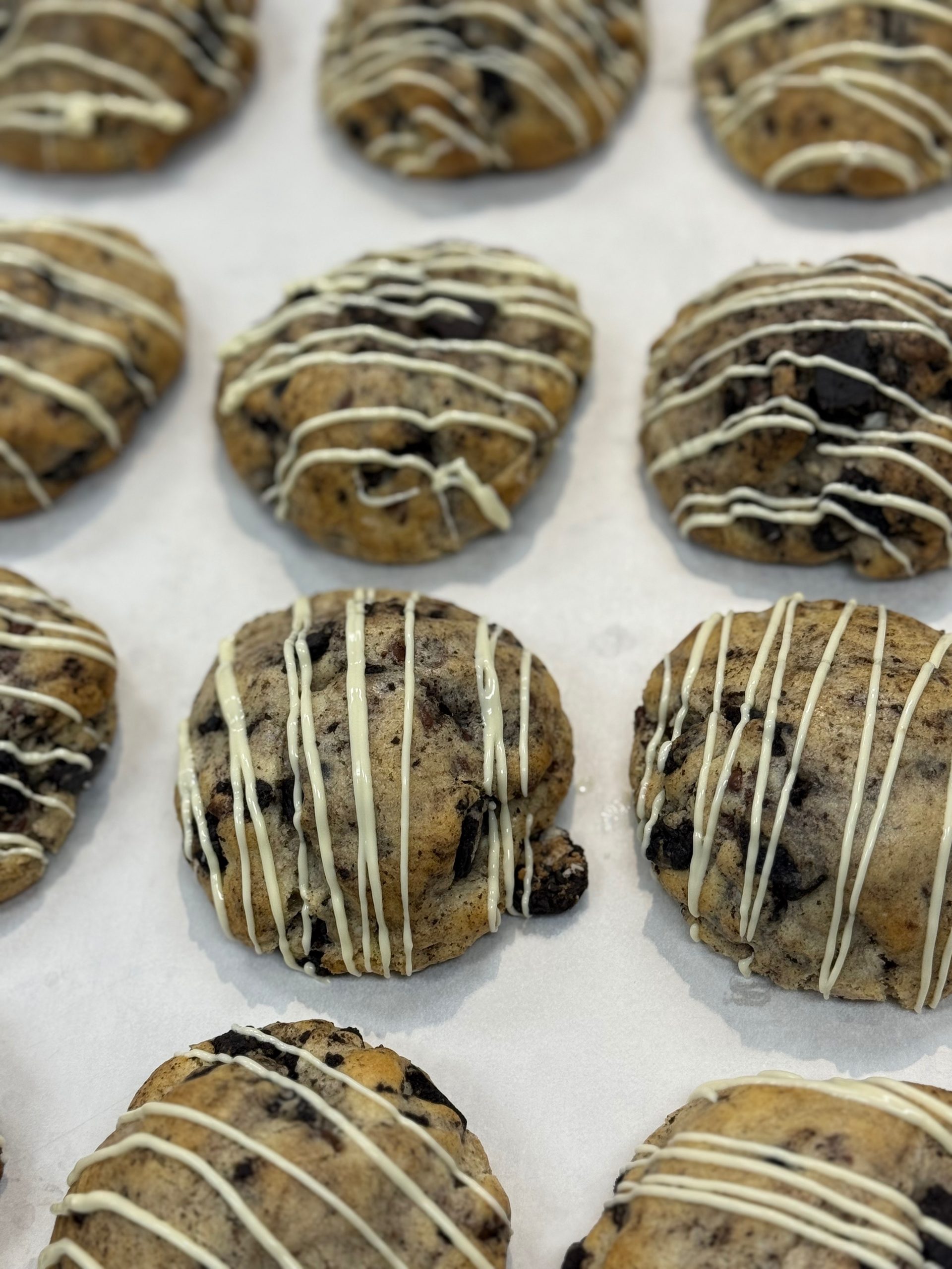 Stuffed cookies and cold sips